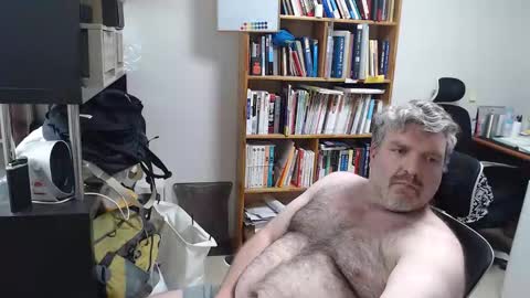 Woman message me men do not make demands and dont ask for pm only ladies. online show from May 11, 1:40 am