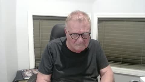 oldguybigd online show from May 9, 6:47 am