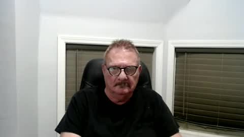 oldguybigd online show from July 3, 5:13 am
