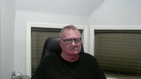 oldguybigd online show from April 29, 3:11 am