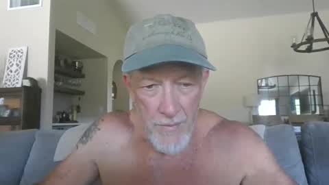 oldmanmeataz online show from April 29, 9:43 pm