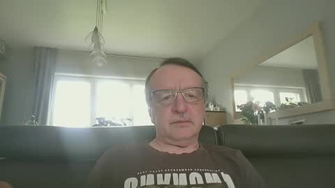 oldtimer160162493 online show from May 12, 12:24 pm