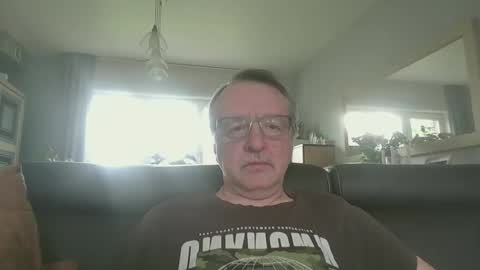 oldtimer160162493 online show from May 15, 12:46 pm