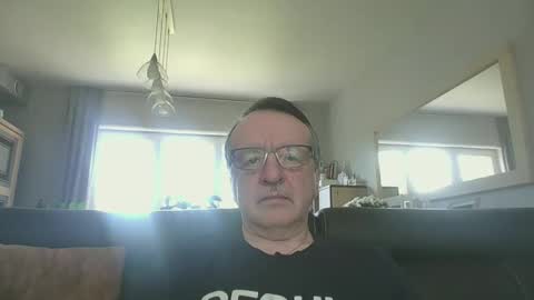 oldtimer160162493 online show from April 30, 12:12 pm