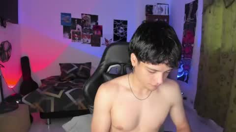 Oliver online show from August 1, 8:08 pm