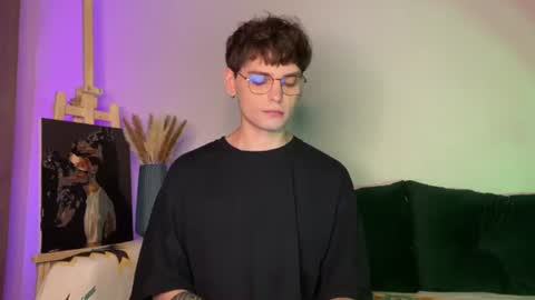 oliverlawrence online show from June 9, 5:25 pm