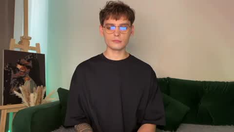 oliverlawrence online show from June 26, 12:41 pm