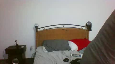 olivier_21 online show from May 13, 3:14 am