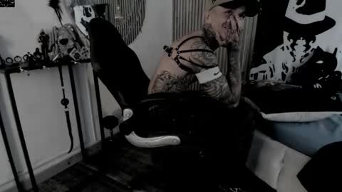     ... online show from May 7, 11:49 pm