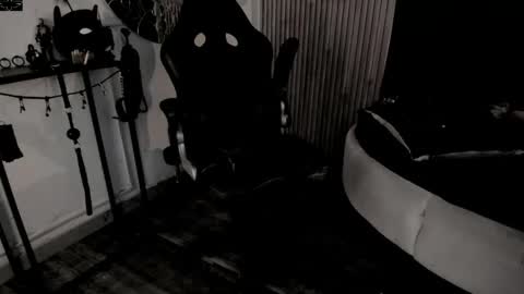     ... online show from May 9, 12:00 am