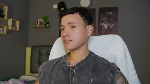 onyx_voss online show from July 29, 5:23 pm