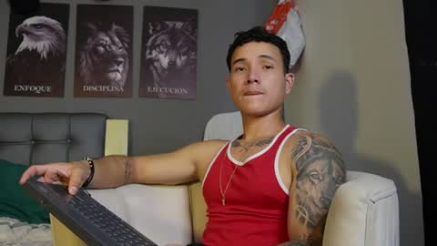 onyx_voss online show from July 28, 6:20 pm