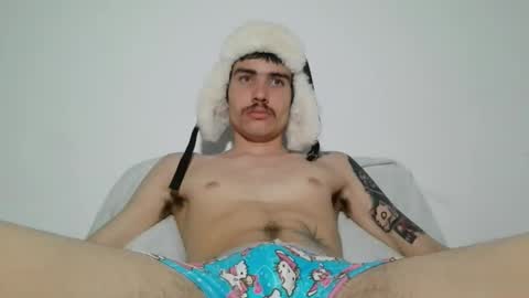 onzas_ online show from February 9, 11:04 am