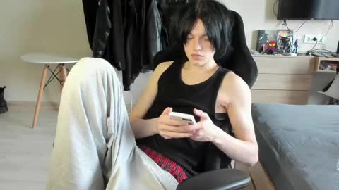 John online show from April 27, 3:52 pm