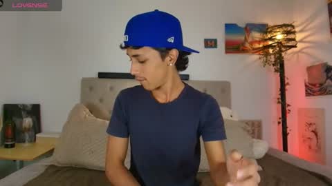 ostin 18hot online show from August 4, 1:00 am