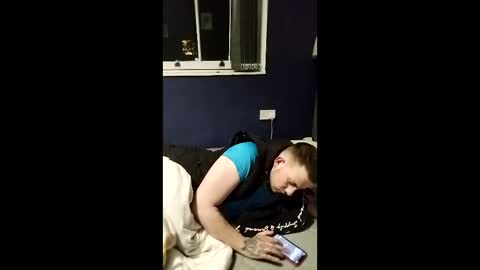 Owen kayz online show from May 14, 12:19 am