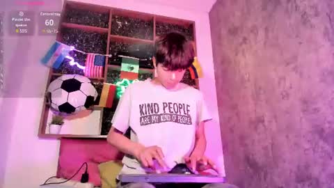 alex online show from July 16, 8:05 pm