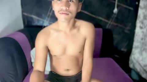 p1noytwink_josh online show from July 21, 4:20 pm