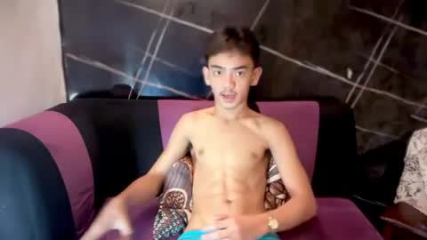 p1noytwink_mier online show from July 29, 5:56 pm