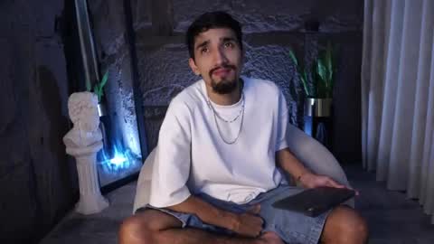 pablo online show from May 1, 2:15 am