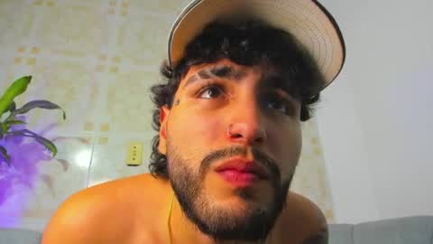 pablo_veleez online show from July 16, 10:33 am