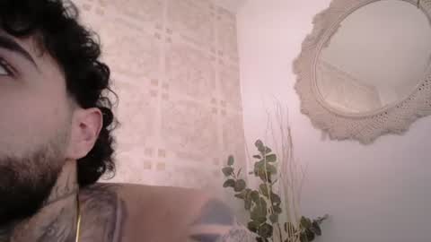 pablo_veleez online show from July 23, 5:05 am