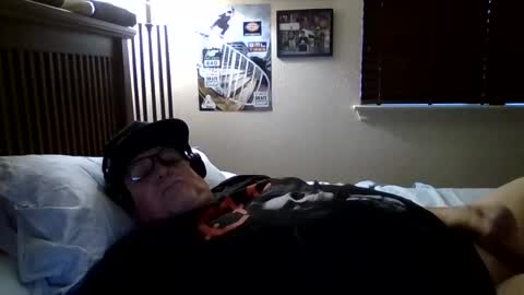 panos online show from May 12, 12:52 am
