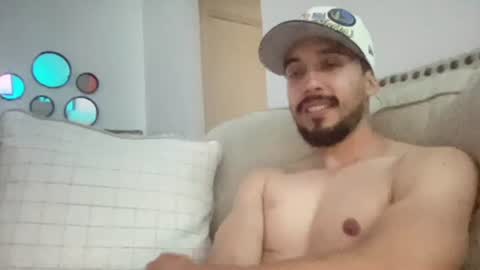 papicubano_guapo23cm online show from June 18, 12:10 pm