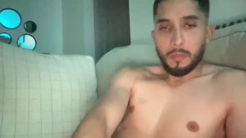 papicubano_guapo23cm online show from July 19, 4:51 am