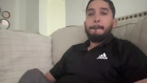papicubano_guapo23cm online show from April 30, 12:23 pm