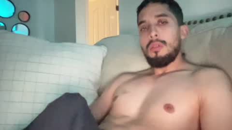 papicubano_guapo23cm online show from June 30, 11:22 am