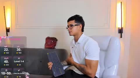 Ryan And Casper online show from June 18, 1:27 pm