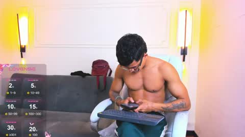 Ryan And Casper online show from May 18, 2:56 pm
