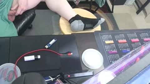Bagels online show from May 4, 1:02 pm