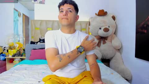 Patrick online show from May 1, 2:15 am