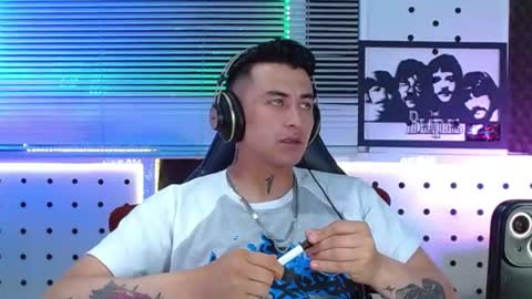 Darko0717  online show from June 25, 1:19 am