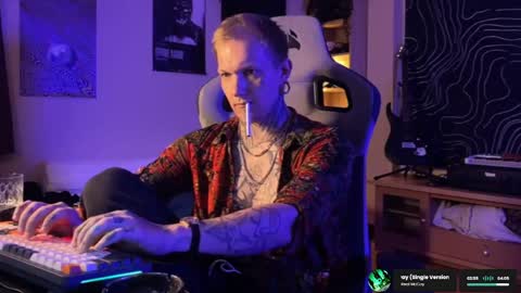 Paul online show from June 4, 8:59 pm