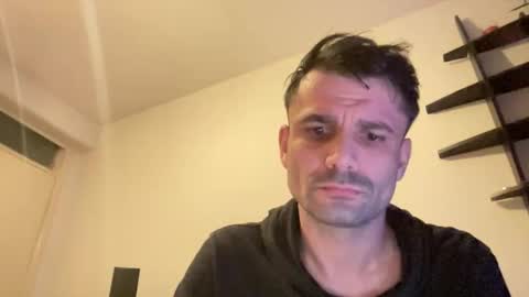 persianprince_13 online show from May 16, 1:47 am