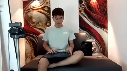 peter_seed1 online show from July 8, 3:54 am