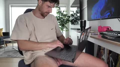Peter Parker online show from June 12, 5:33 pm