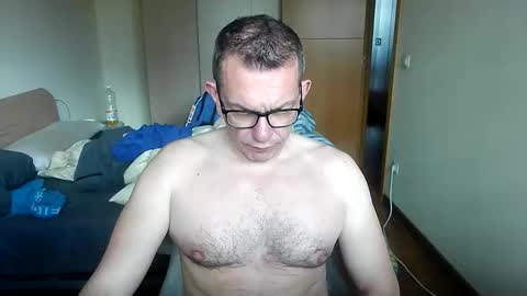 Alex  online show from May 4, 11:56 am