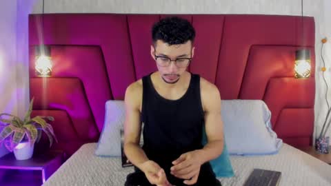 Milo online show from May 21, 11:48 am