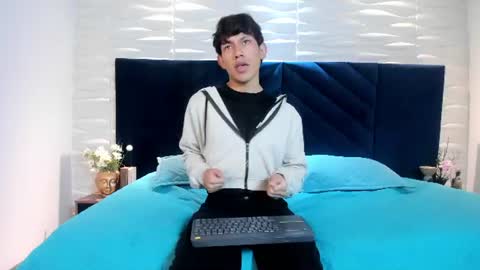 Pierre Leroy online show from July 21, 3:41 am