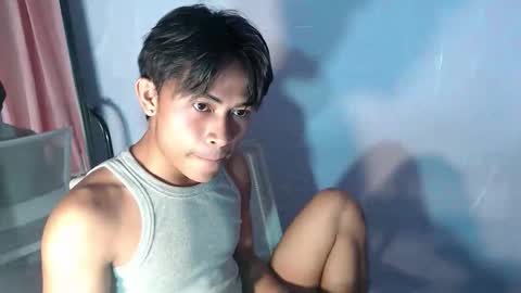 pinoy_palautogxxx online show from April 25, 2:47 pm
