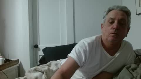 pirate334 online show from May 5, 5:09 am