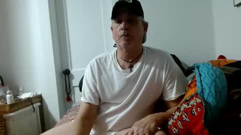pirate334 online show from May 26, 6:09 am