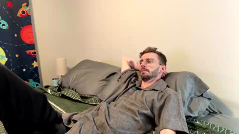 pixelstretch online show from July 21, 12:01 am