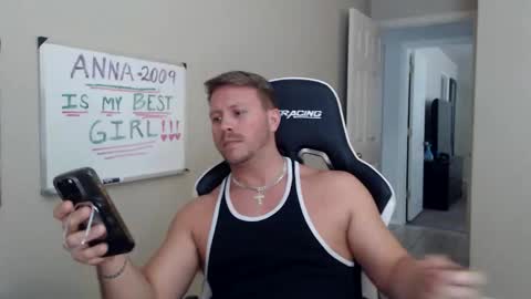 Player online show from May 17, 9:33 pm