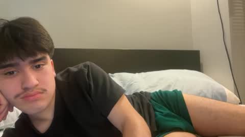 playfullolo online show from June 16, 12:46 am