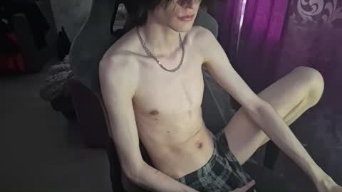popoul_couple online show from May 20, 11:44 pm